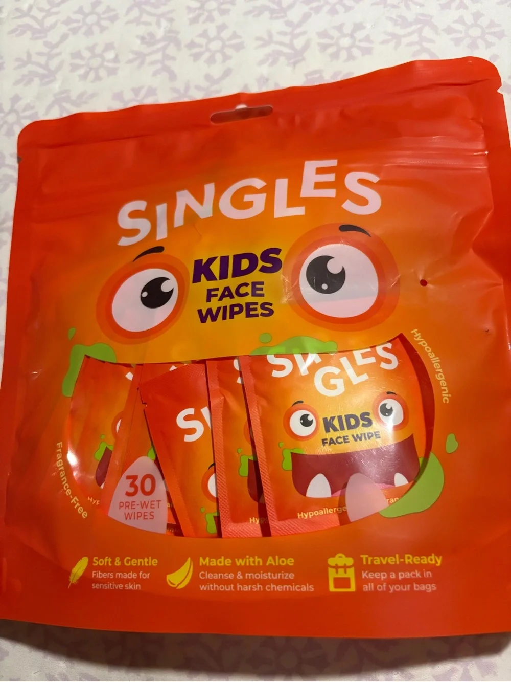 Single Kids Face Wipes – Bright Orange Pack